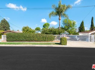 15909 W Vose St, Van Nuys, CA 91406