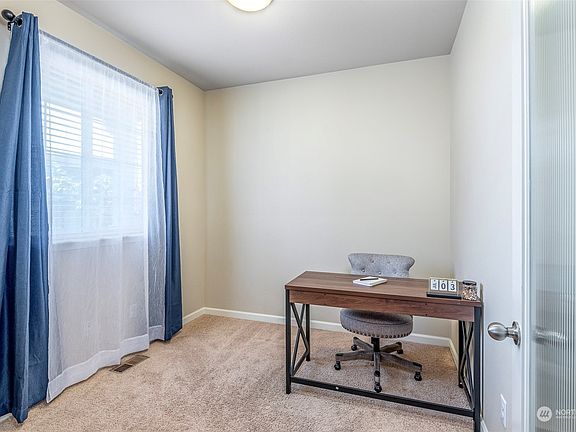 4th image of 15824 92nd Avenue Ct E