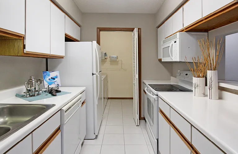 The Vanderbilt Apartments — Photo 12
