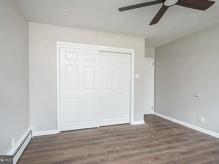 611 Fries Mill Rd #A — Photo 22