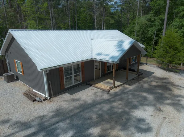 660 Crystal Cv, Wedowee, AL 36278