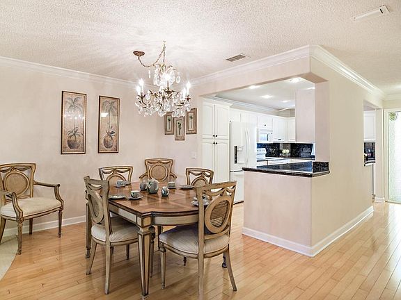 5th image of 200 Intracoastal Pl APT 102