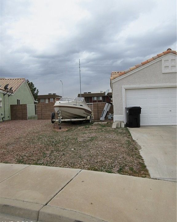 2nd image of 815 S Verde Canyon Dr