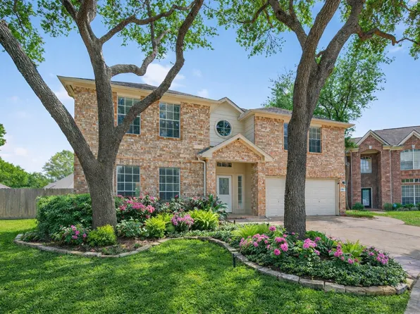 10406 Comanche Springs Ct, Houston, TX 77095