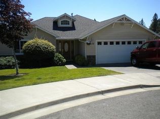 209 NW Stone Fly Ct, Grants Pass, OR 97526