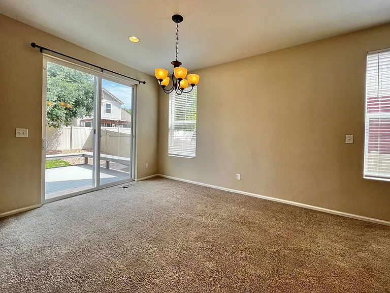 3913 Hunterwood Ln — Photo 10