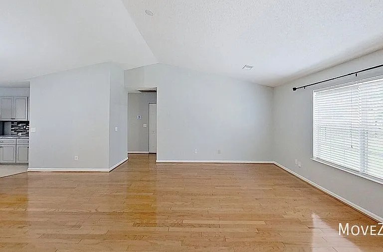 21 Reedy River Way — Photo 43