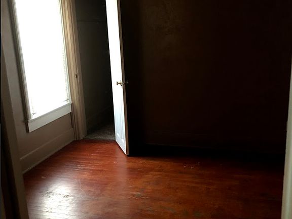 5th image of 602 S Ashland Ave