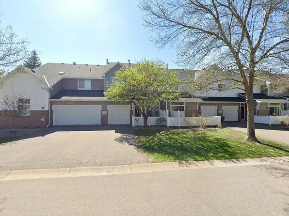 8358 Kimball Dr, Eden Prairie, MN 55347