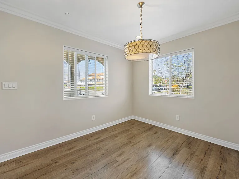 872 N Edgemont St #8721 — Photo 19