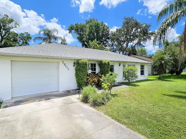 1903 Willow Oak Dr, Edgewater, FL 32141