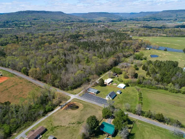 100 County Road 584, Stevenson, AL 35772