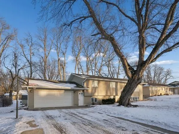 200 Interwood Dr, Glencoe, MN 55336