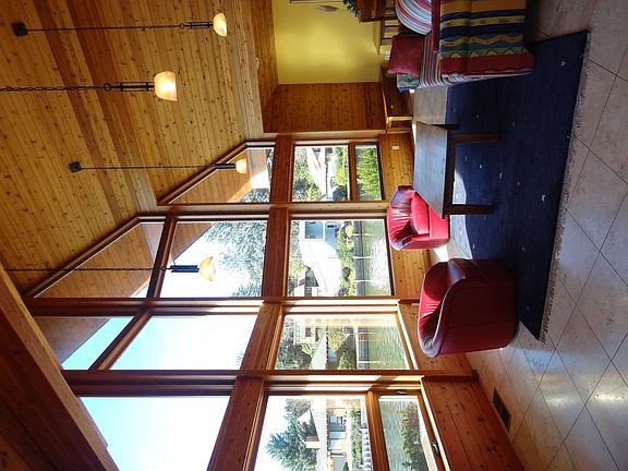 4th image of 1143 NE East Lagoon Dr