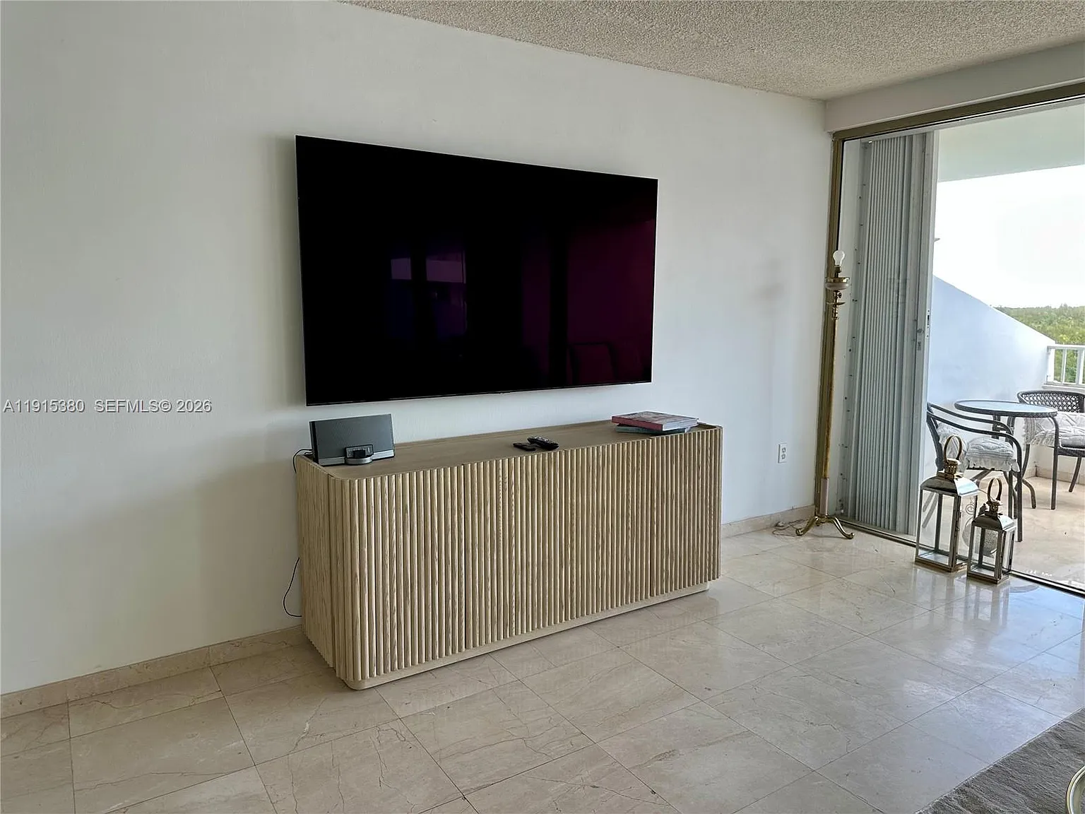 Commodore Club South Cond — Photo 4