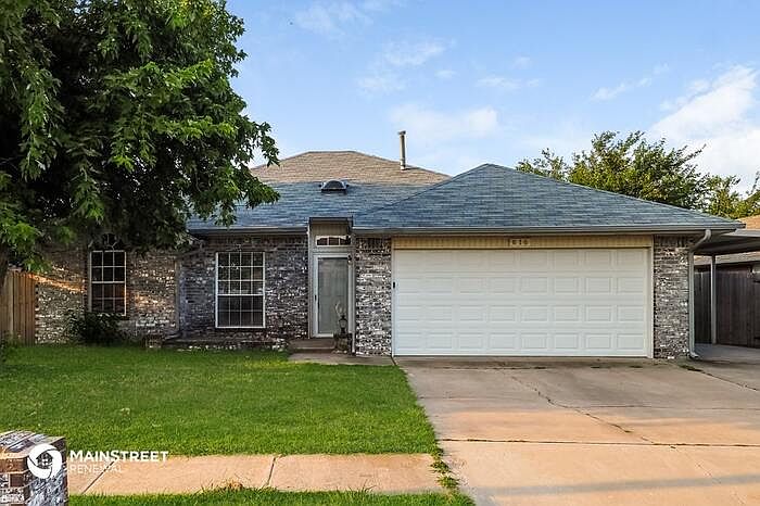 1st image of 616 SW 150th St