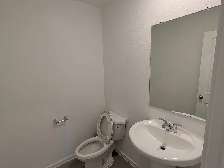 19008 Encanto Aly — Photo 2