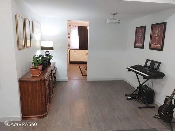 5th image of 45185 Wolfe Rd