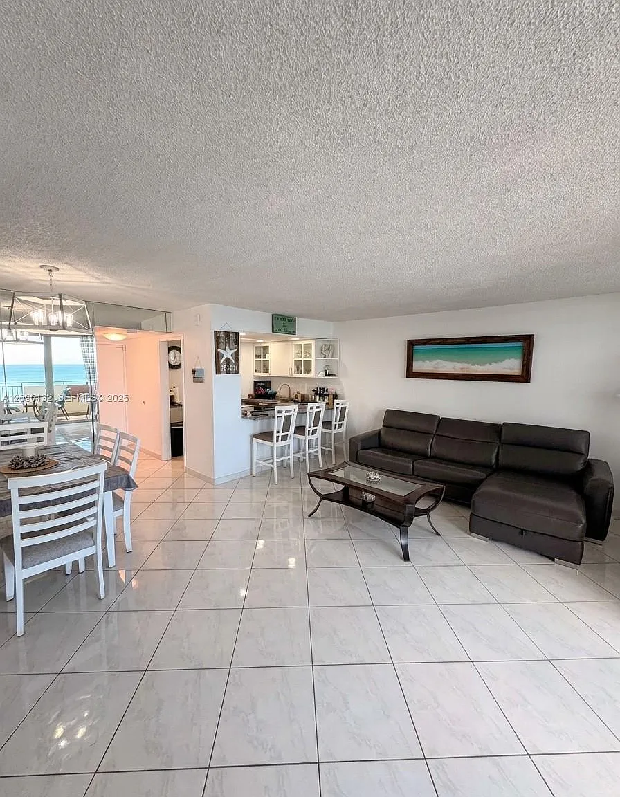 Parker Dorado Condo — Photo 3