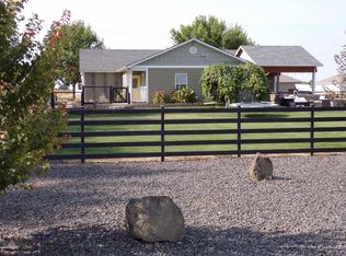 481 Apricot Rd, Grandview, WA 98930