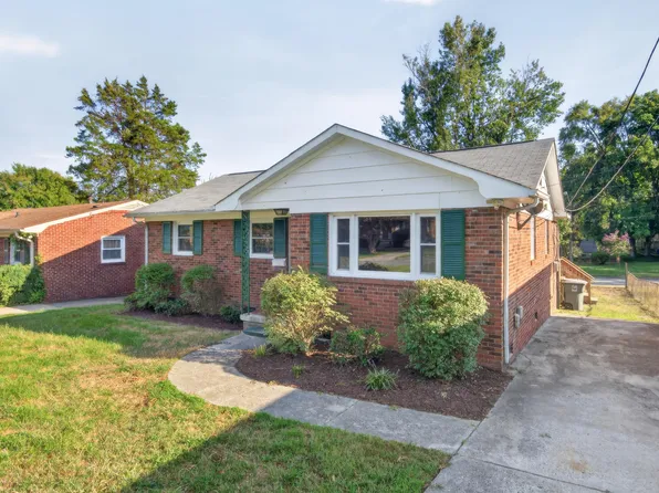 2202 Tuscaloosa St, Greensboro, NC 27401