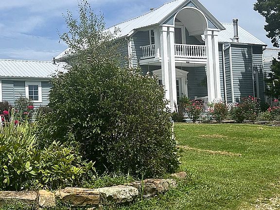 3rd image of 100 Little White Oak Rd