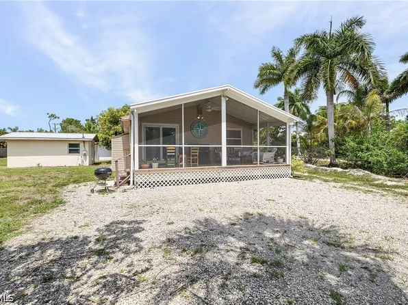 7257 Victory Rd, Bokeelia, FL 33922