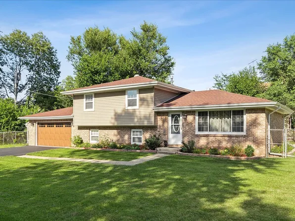 301 Connor Ave, Lockport, IL 60441