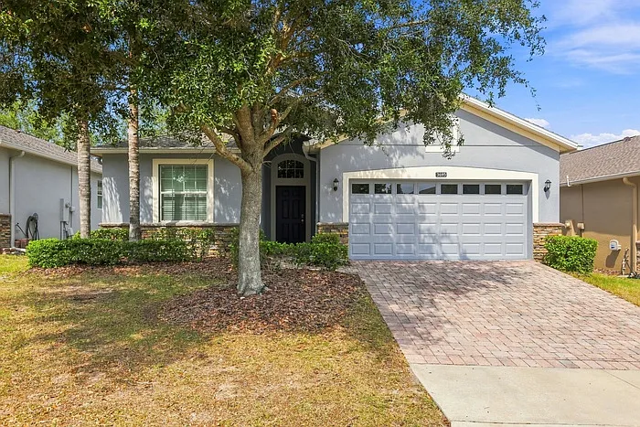 3695 Corsica Ln