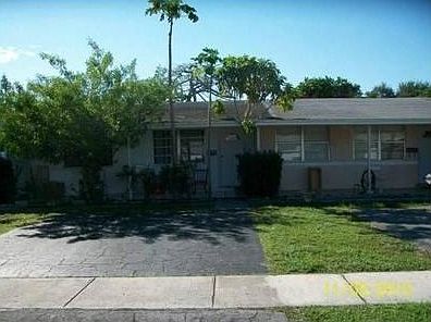 3rd image of 5810 NW 12th St APT G