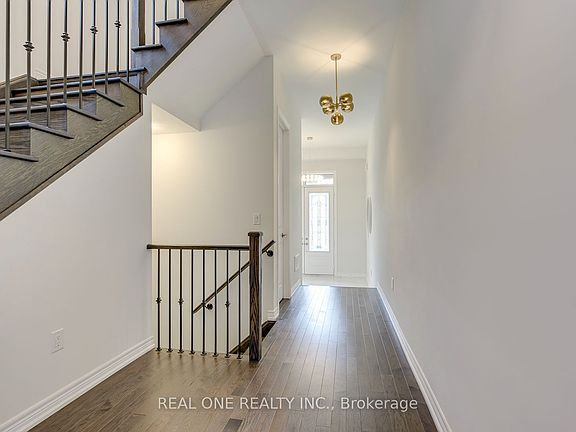 5th image of 140 Zachary Cres