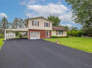 6933 Shannon Way, Liverpool, NY 13088