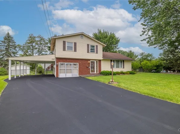 6933 Shannon Way, Liverpool, NY 13088