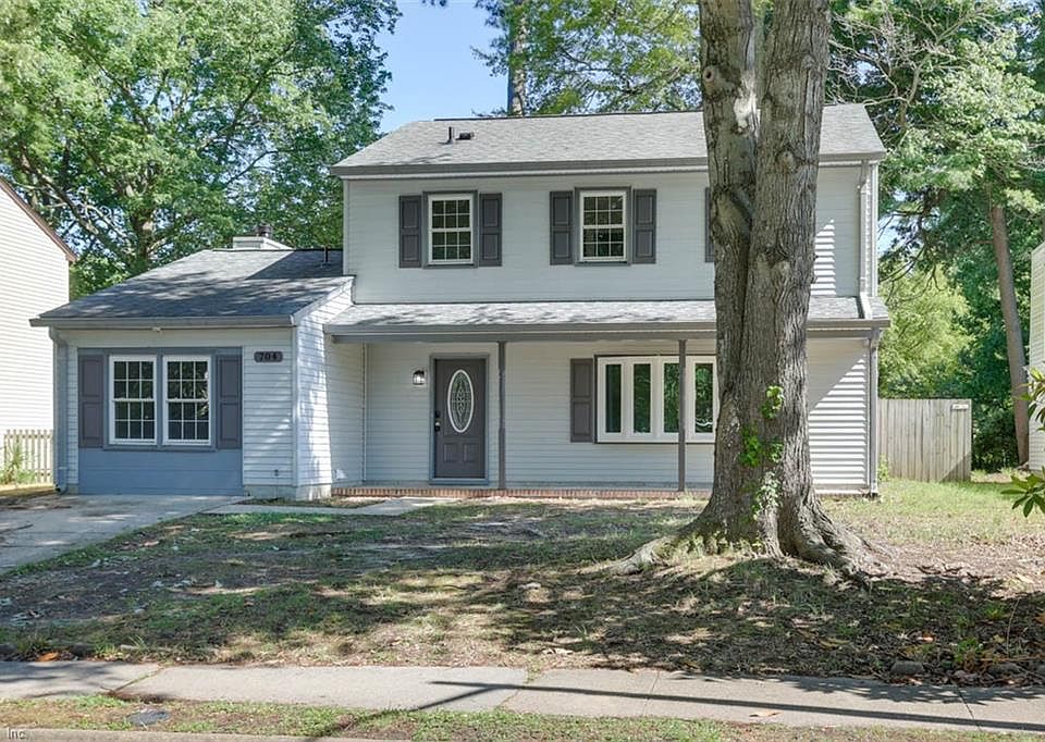 1st image of 704 Pilot House Dr