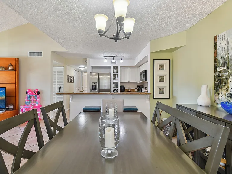 1275 Wildwood Lakes Blvd #207 — Photo 12