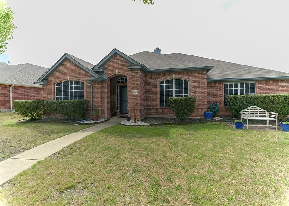 1st image of 5418 Carrington Dr