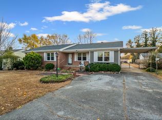 404 Reeves Dr, Simpsonville, SC 29681