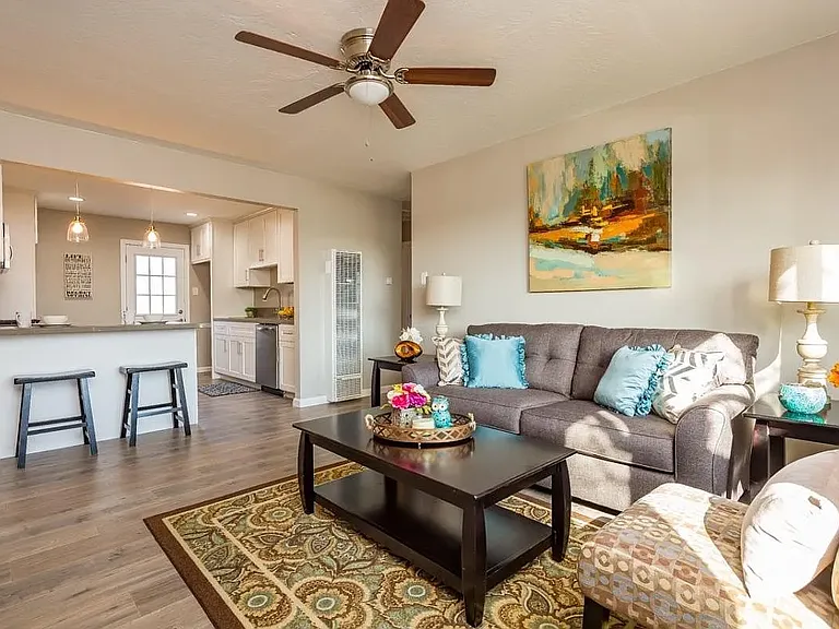 3422 Clairemont Mesa Blvd — Photo 2