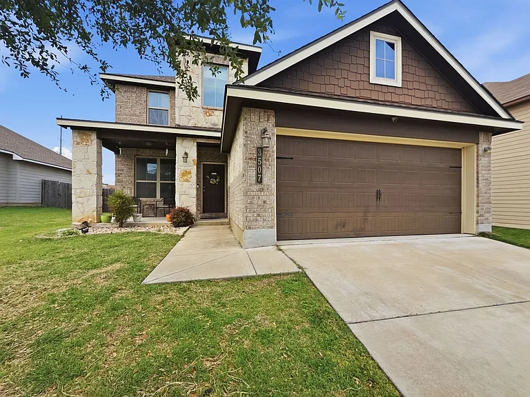 3507 Rusack Dr — Photo 1