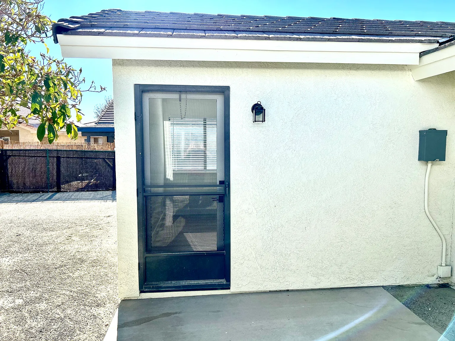 Driftwood Dr, Victorville — Photo 2
