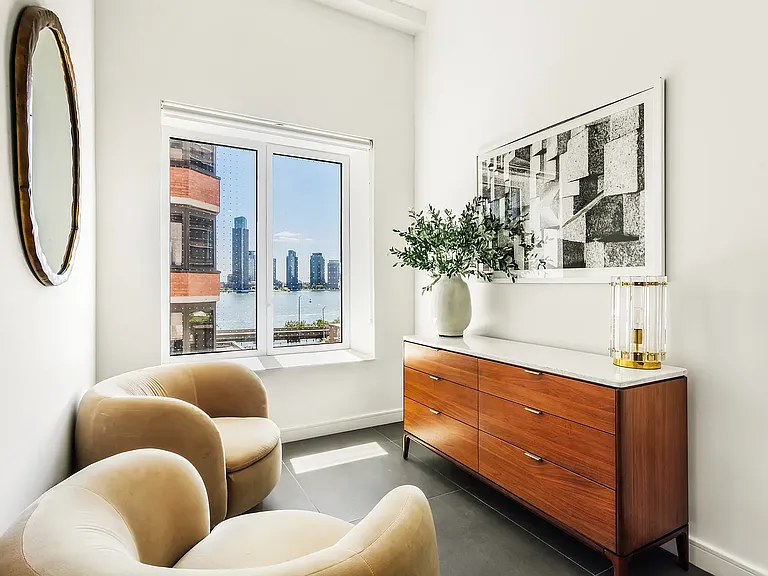 650 1st Ave #8M — Photo 6