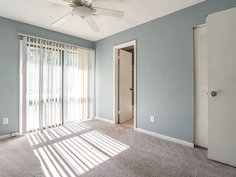 161 Wood Ct — Photo 5