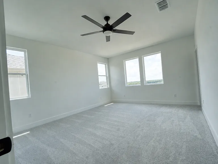 172 Sycamore Pnes — Photo 11