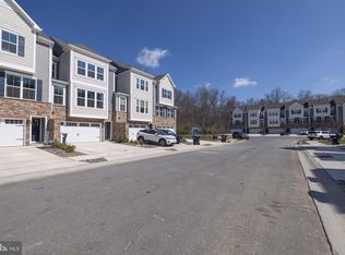 809 Canary Island Ct, Newark, DE 19702