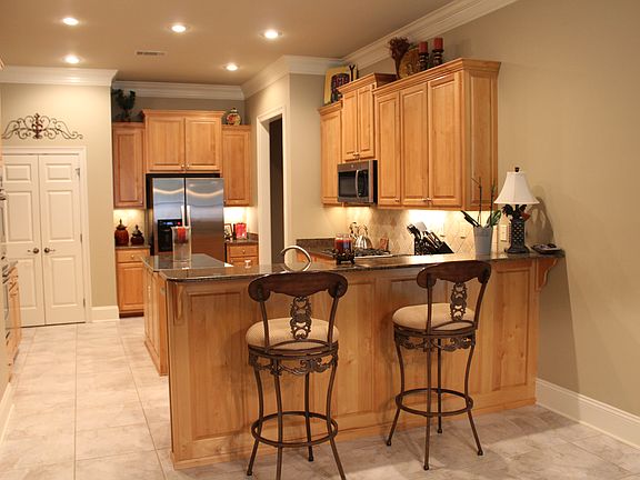 5th image of 189 Grande Maison Blvd