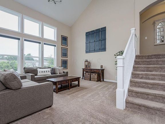 5th image of 132 Balsam Dr