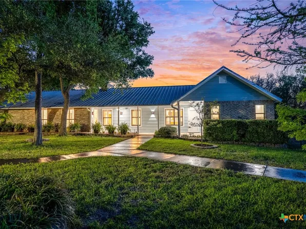 102 Adams Way, Canyon Lake, TX 78133