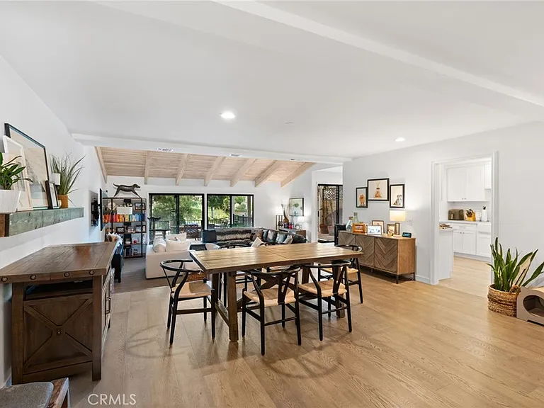 23034 Park Sorrento — Photo 1