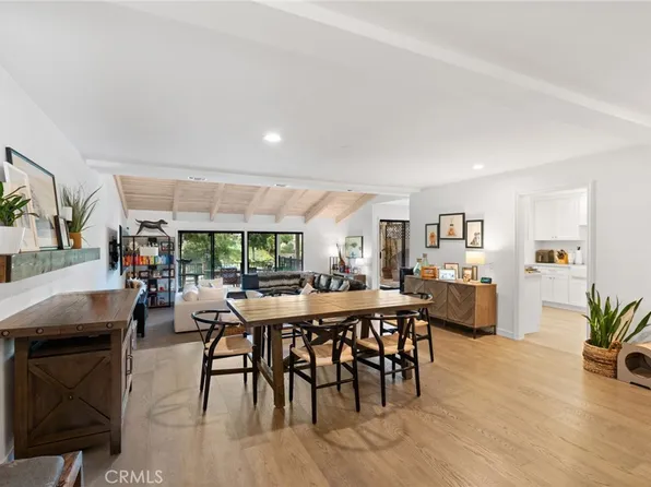 23034 Park Sorrento, Calabasas, CA 91302