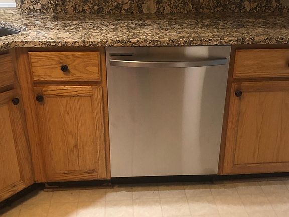 5th image of 3680 Ericksen Cir